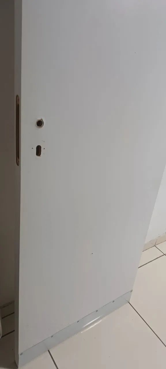 PORTA PESADA DE MADEIRA 