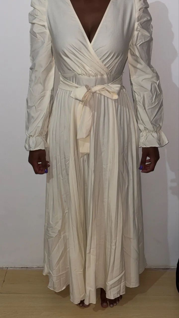 Vestido longo plissado com manga - Foto 4