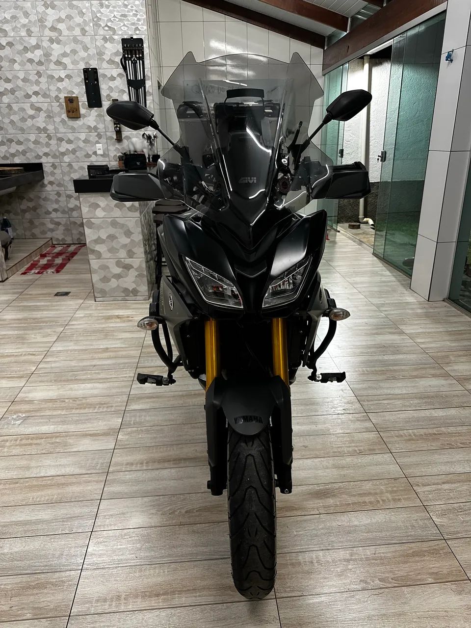 Tracer 900 GT  - Foto 2