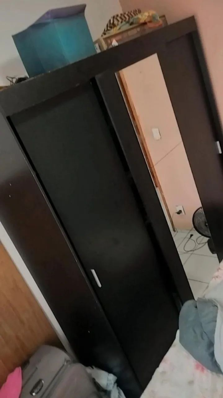 Guarda roupas bom, bem cuidado - Foto 2