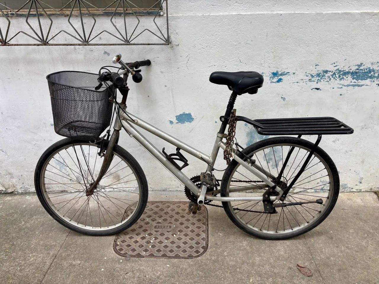 Bicicleta de alumínio. Aro 26