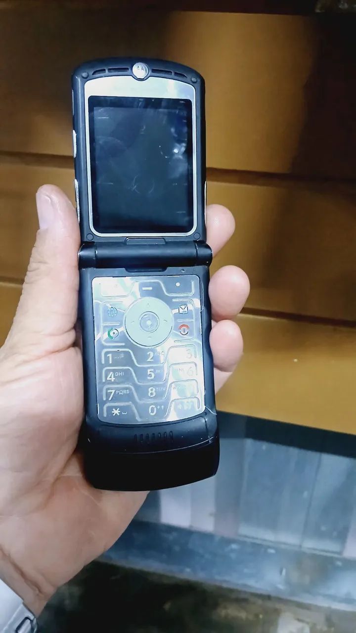 Celular motorola v3  - Foto 2