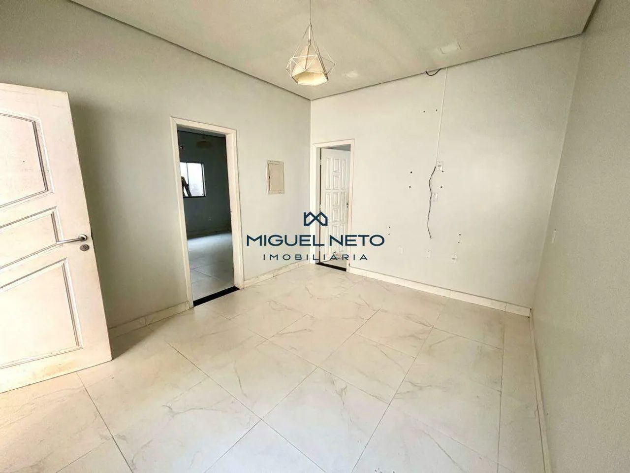 LOCAÇÃO RESIDENCIAL OU COMERCIAL NO EMBRATEL! - Foto 4