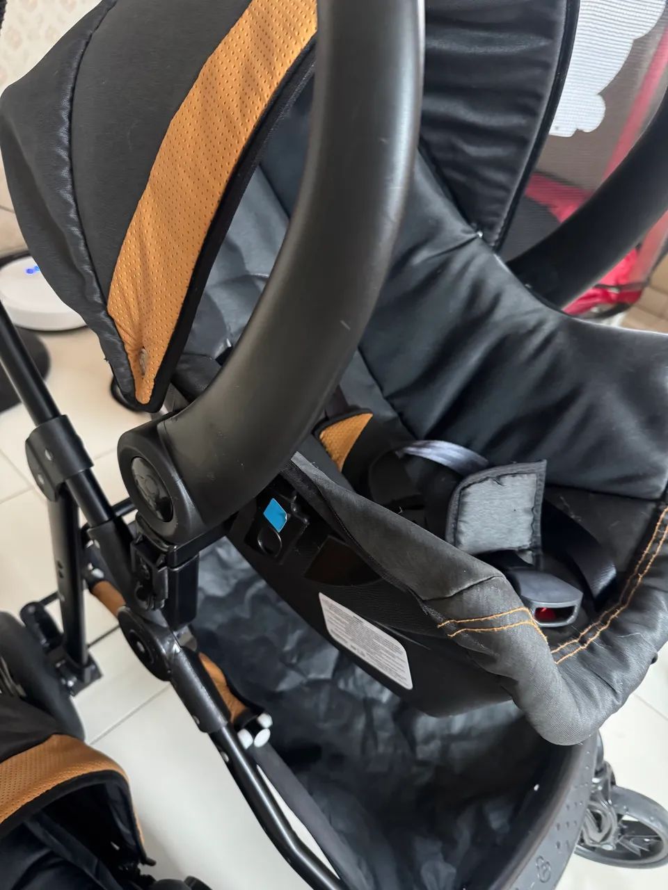 Carrinho de bebê Galzerano 3 em 1 com Moisés e bebê conforto - Foto 4