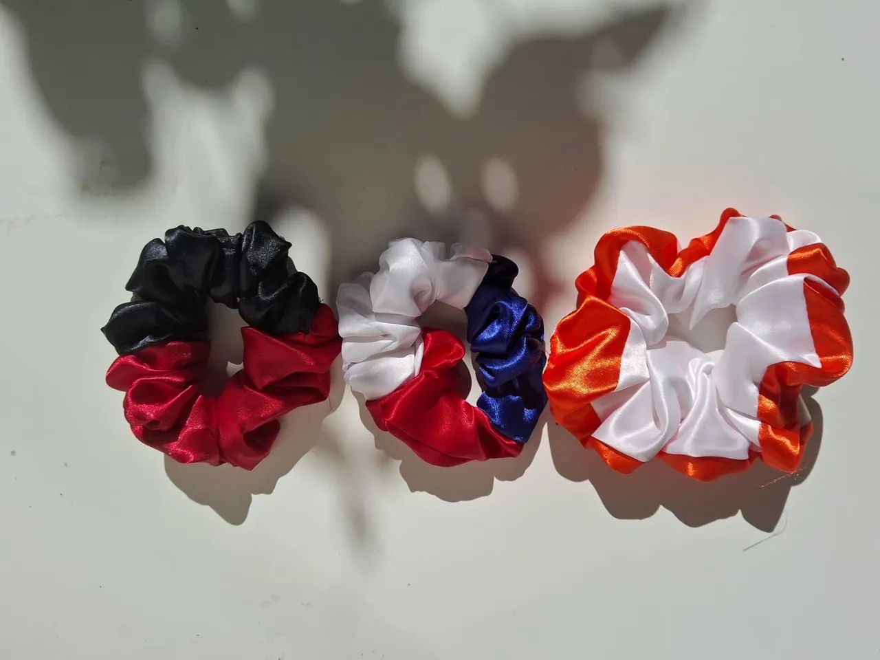 Scrunchies e toucas de cetim - Foto 2