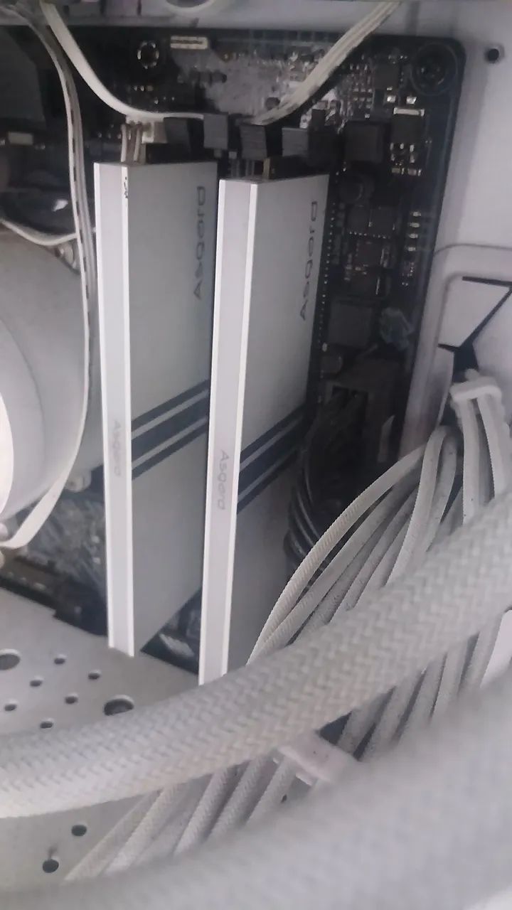 Memória RAM 8G DDR4 Asgard
