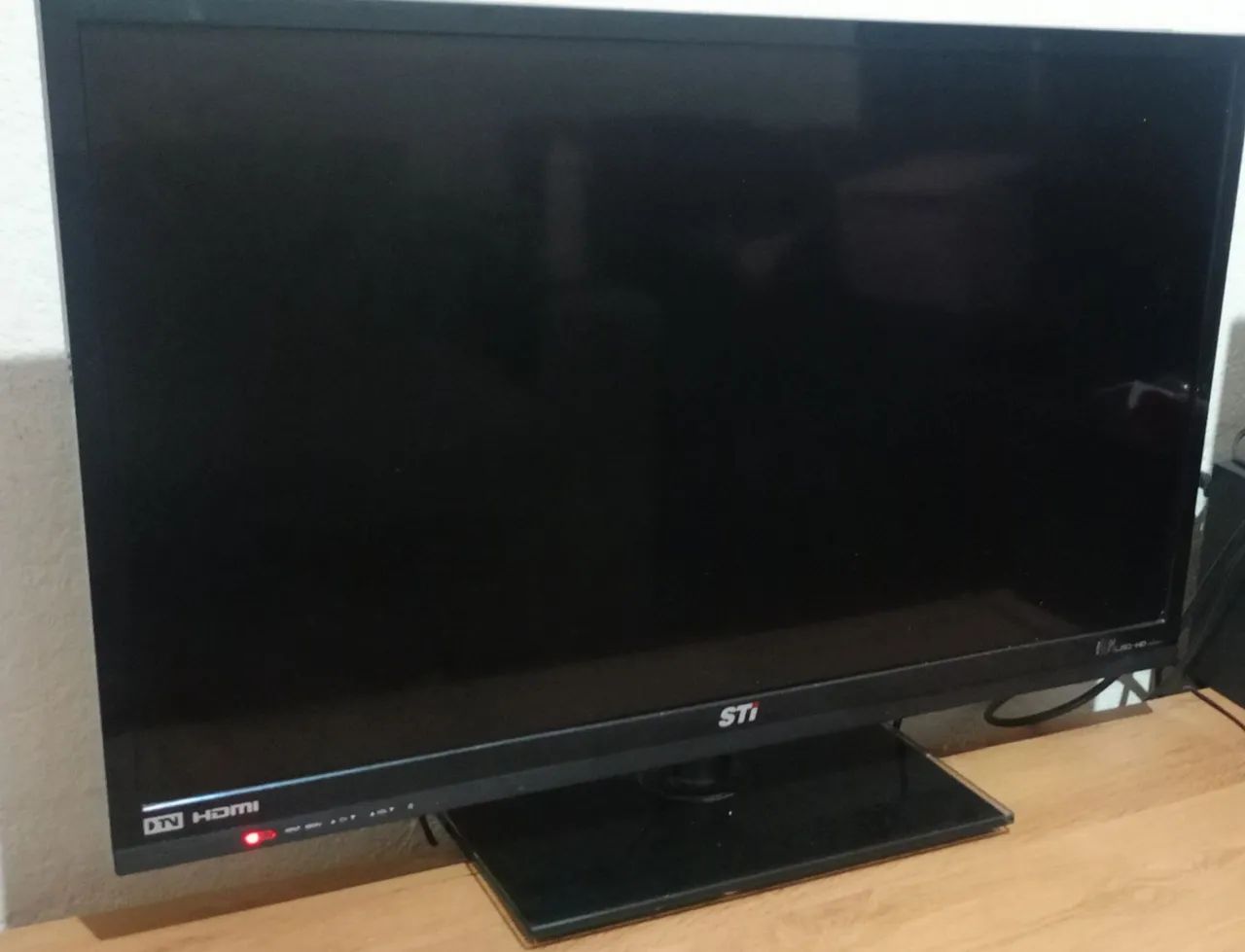 Tv LCD 32 SEMP TOSHIBA TCL - *