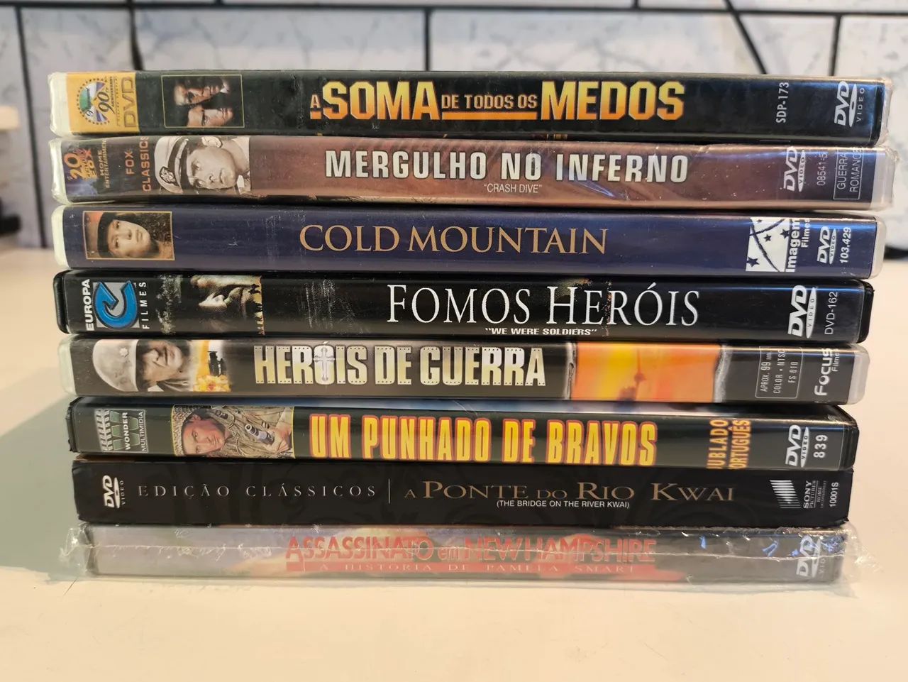 Lote 8 DVDs  de filmes - Clássicos, Guerra E Suspense (Originais)