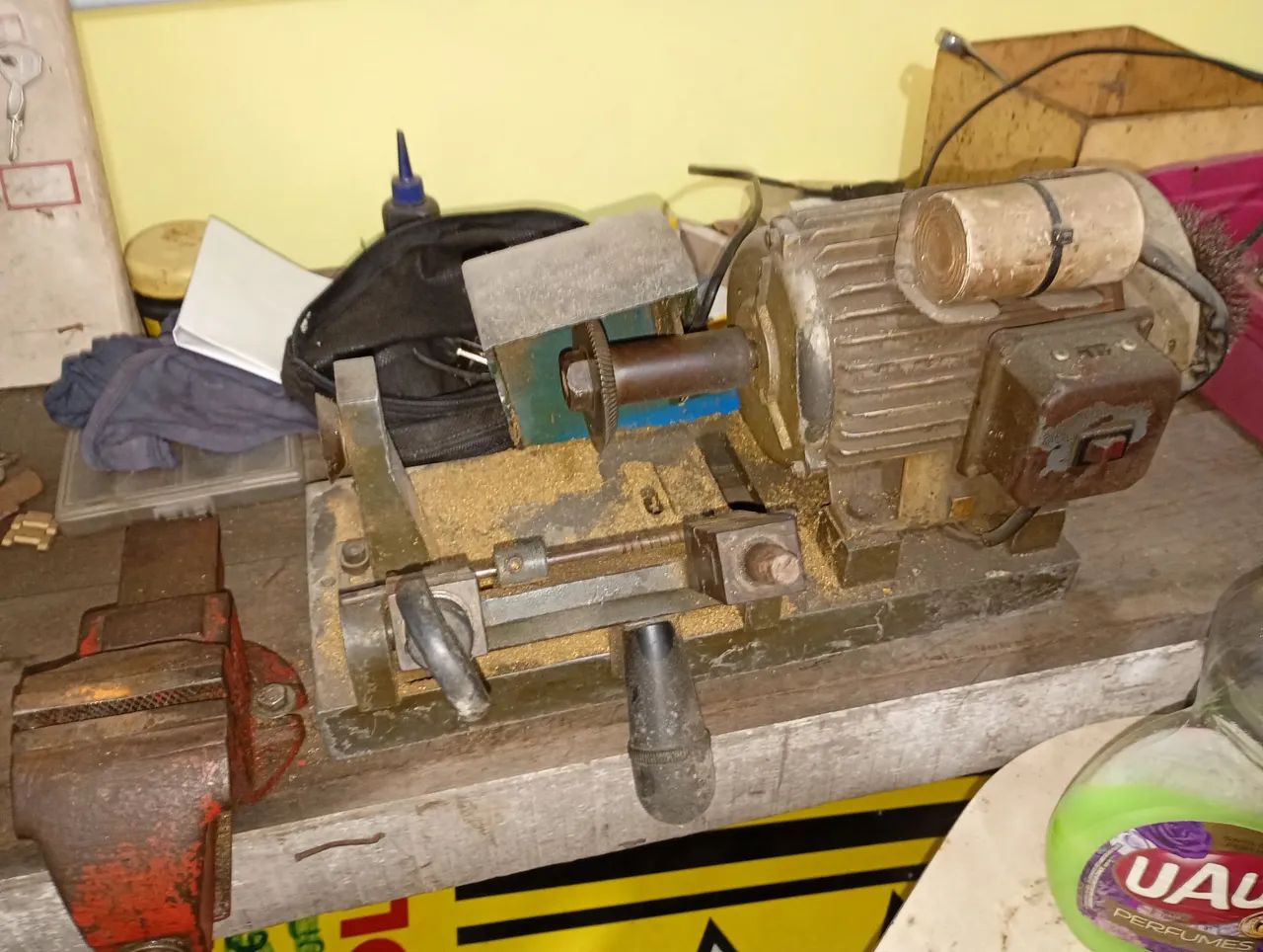 Máquina copiadora de chaves 