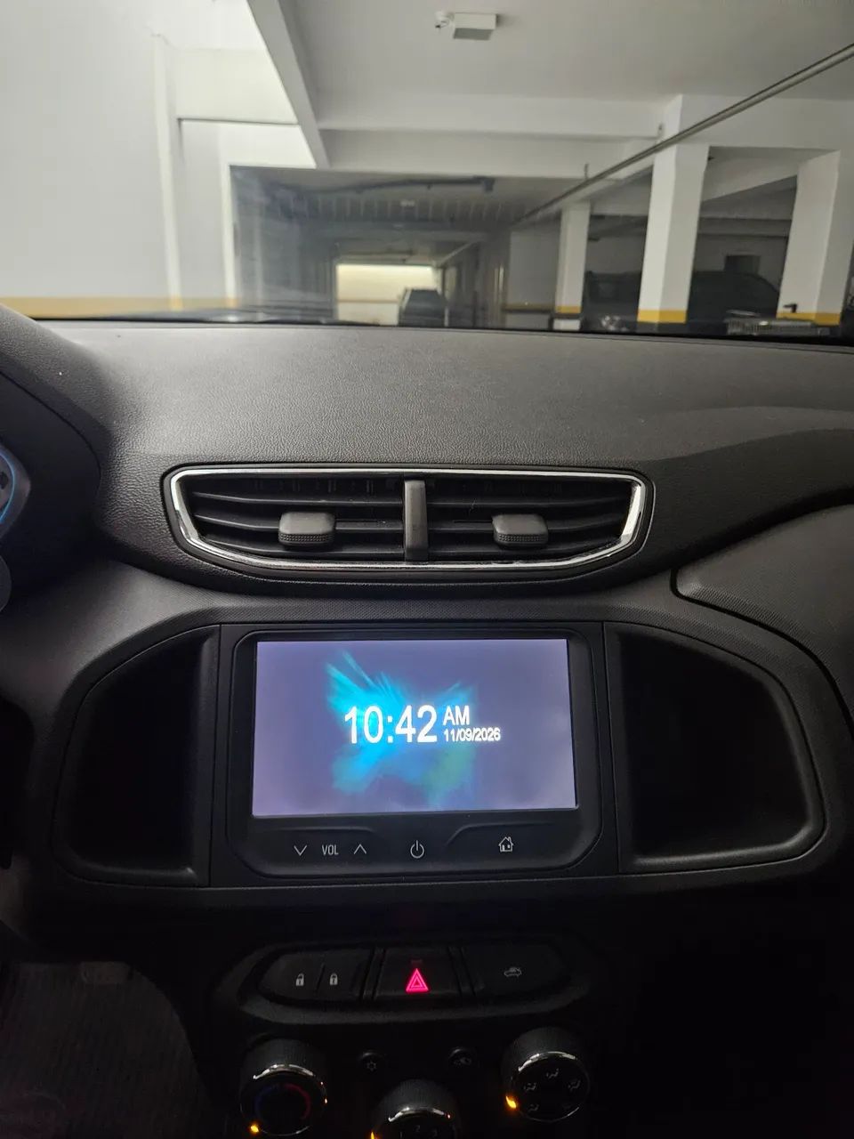 Chevrolet Onix Hatch LT 1.4 8V Flex Power Mec. 4P 2015 - Foto 3