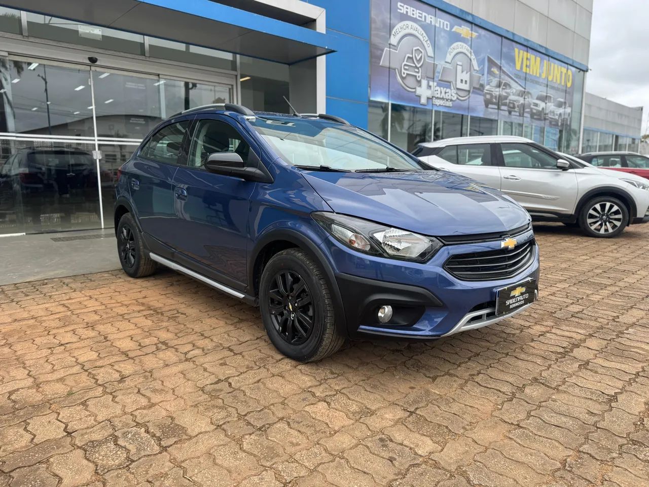 Chevrolet Onix Activ 1.4 8V Flex Aut. 4P 2019 - Foto 4