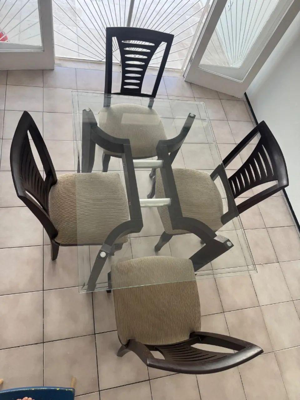 Conjunto de mesa de jantar de 4 lugares - Foto 2