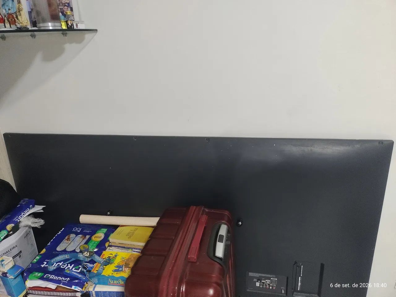TV LG 75" tela quebrada