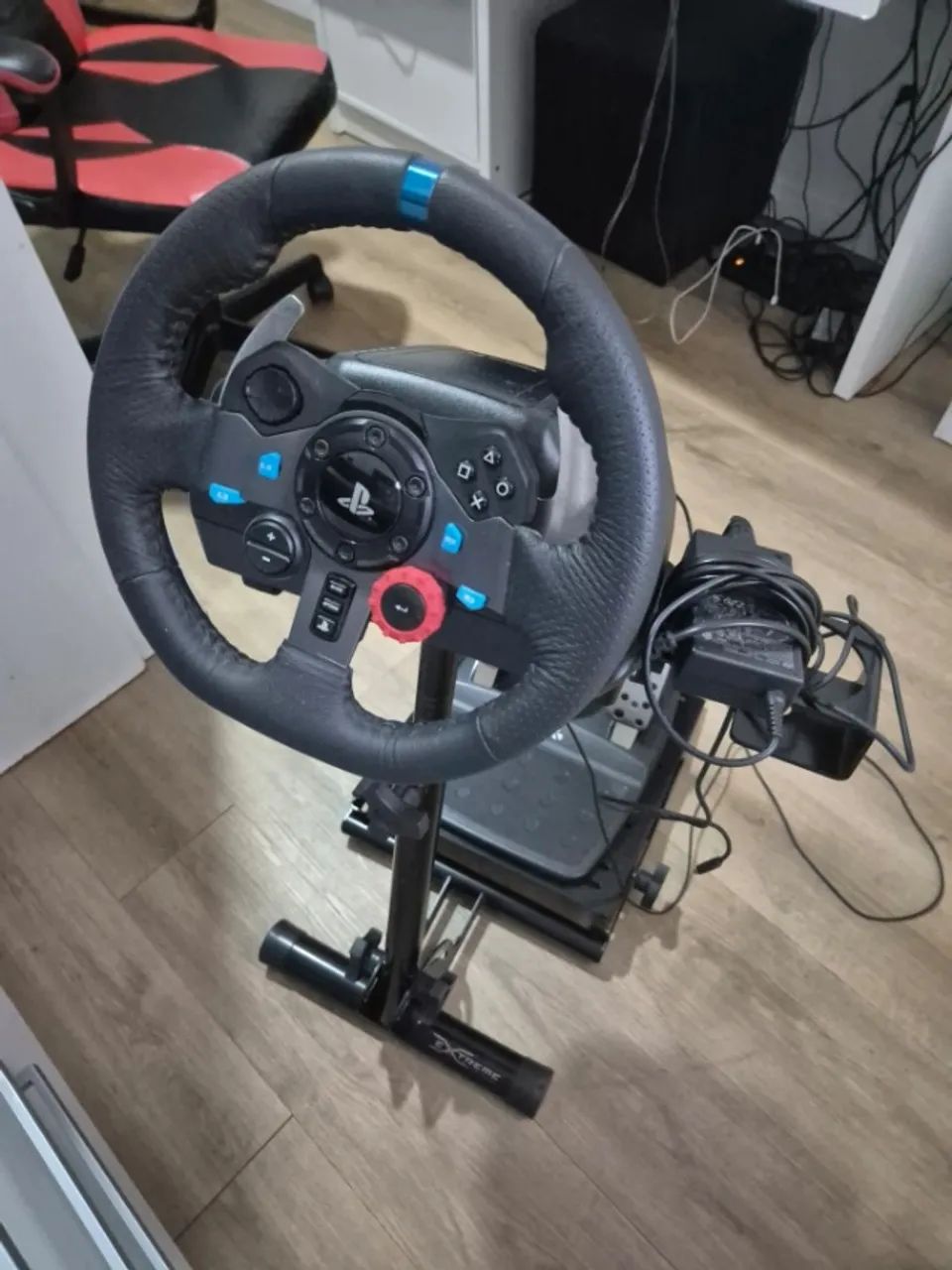 Volante g29 logitech com suporte - Foto 3