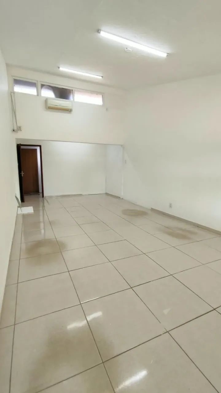 Sala comercial - Centro Comercial em Coqueiral de Aracruz - Praça Flamboyant 80