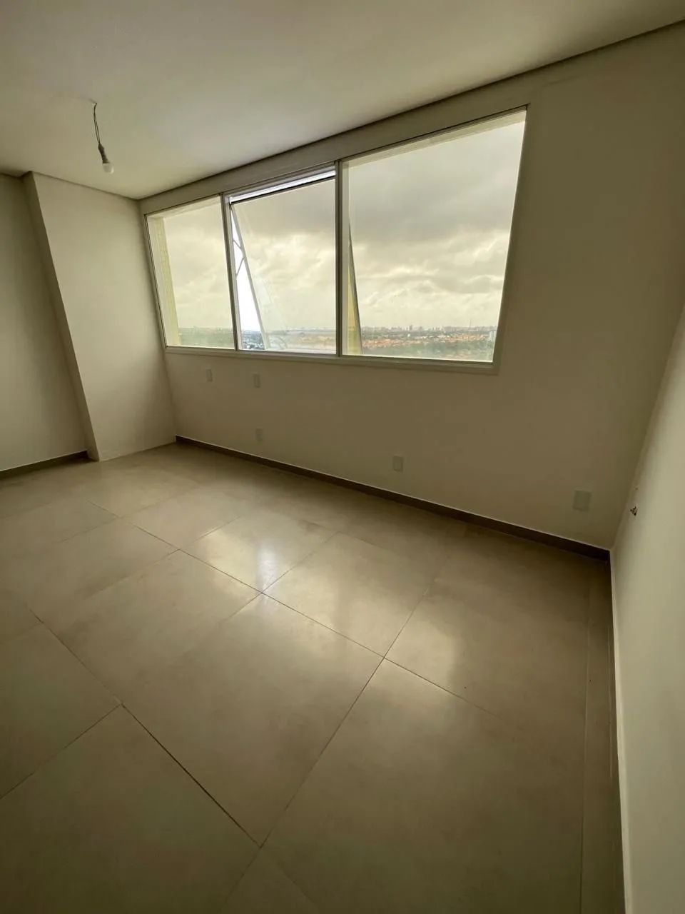 SALA COMERCIAL À VENDA | CENTRO EMPRESARIAL SHOPPING DA ILHA - Foto 5