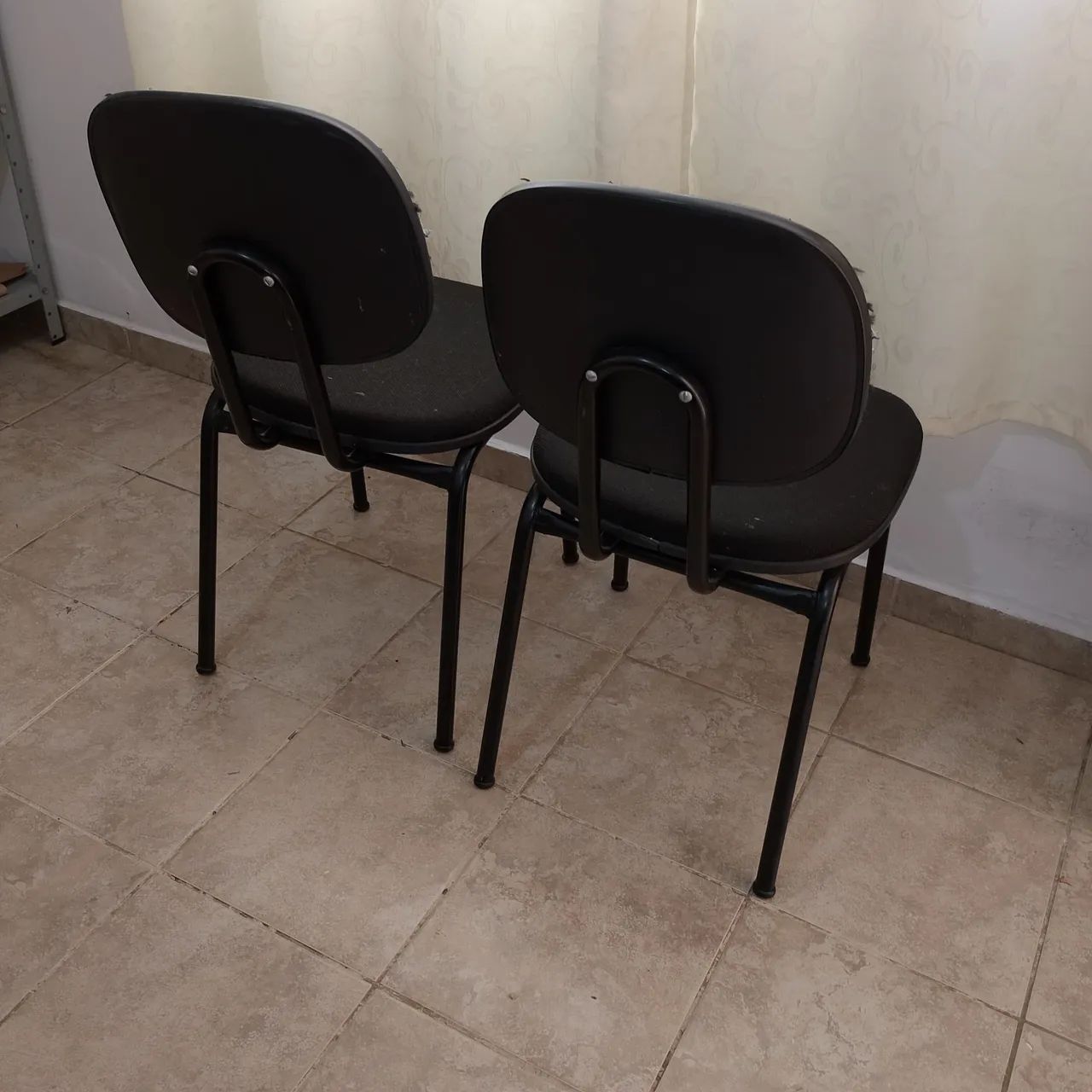 Cadeiras para escritório (as duas) - Foto 2