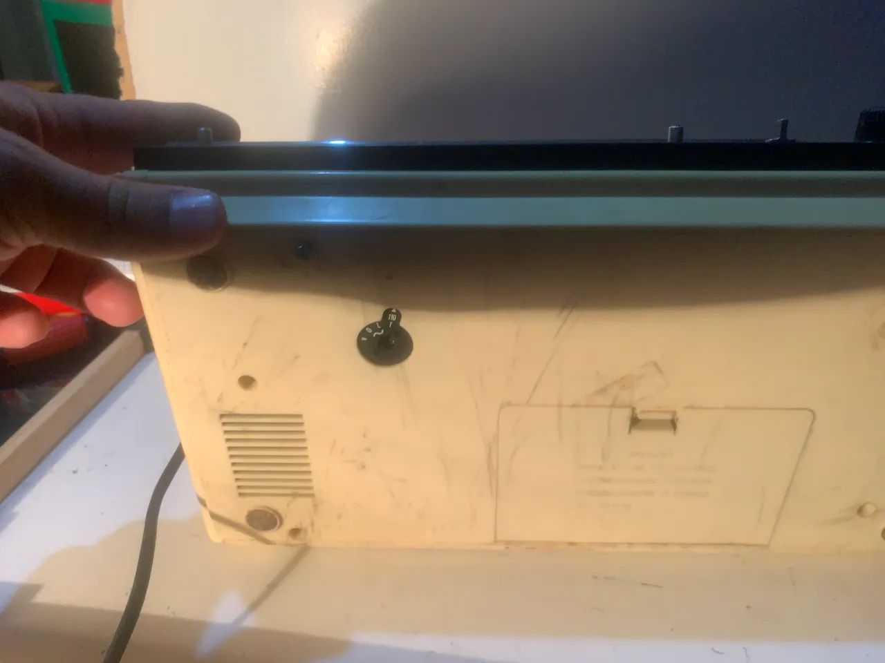 rádio relógio vintage Philips 470. - Foto 5