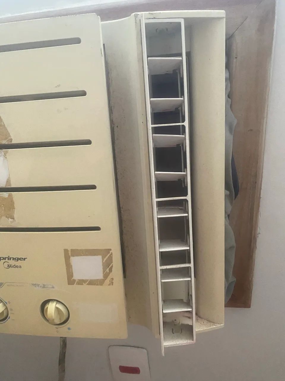 Ar condicionado SPRINGER 220v gelando muito  - Foto 2