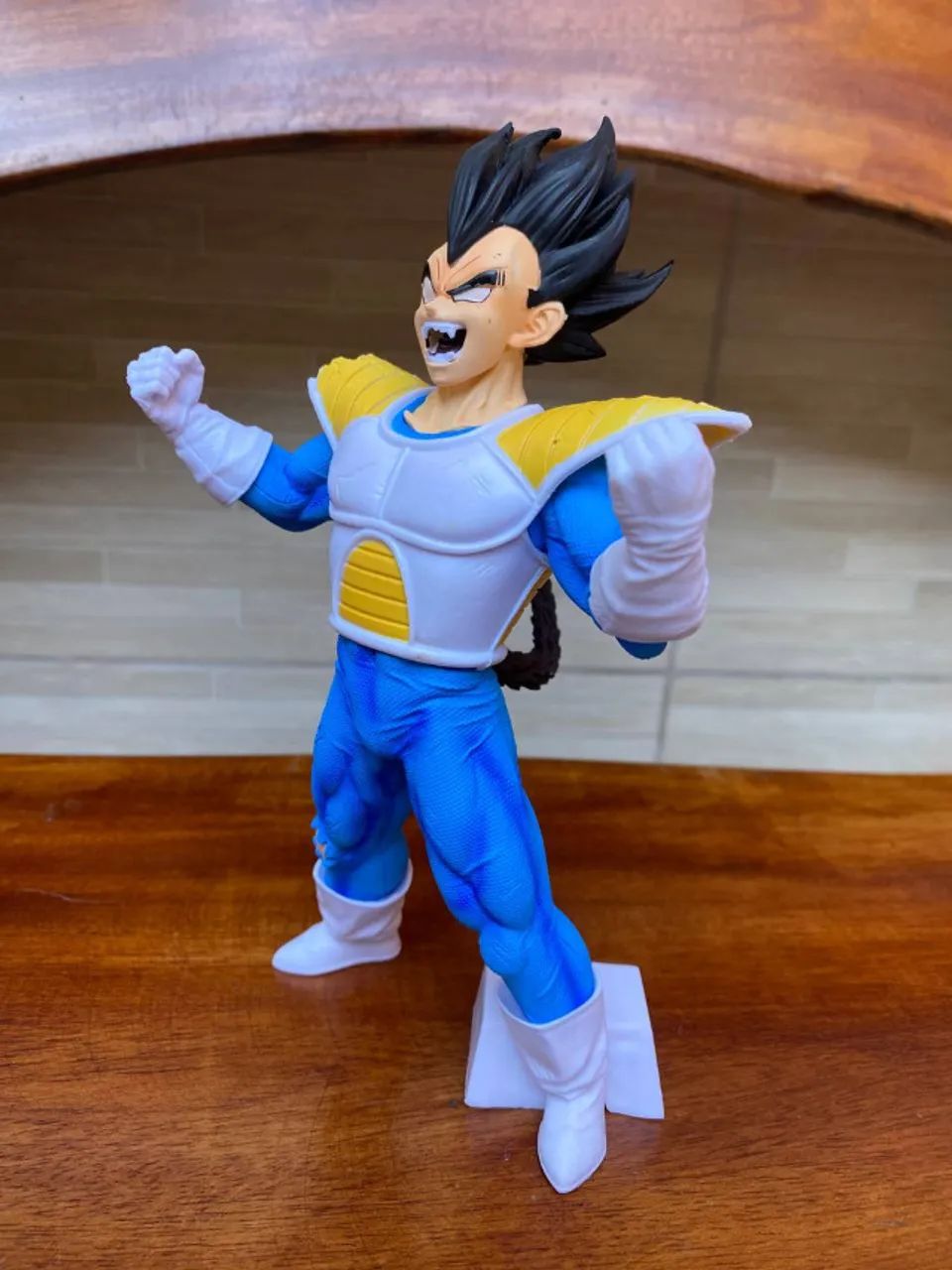 Action Figure Dragon Ball - Vegeta 20cm Se Transformando Em Oozaru - Foto 3