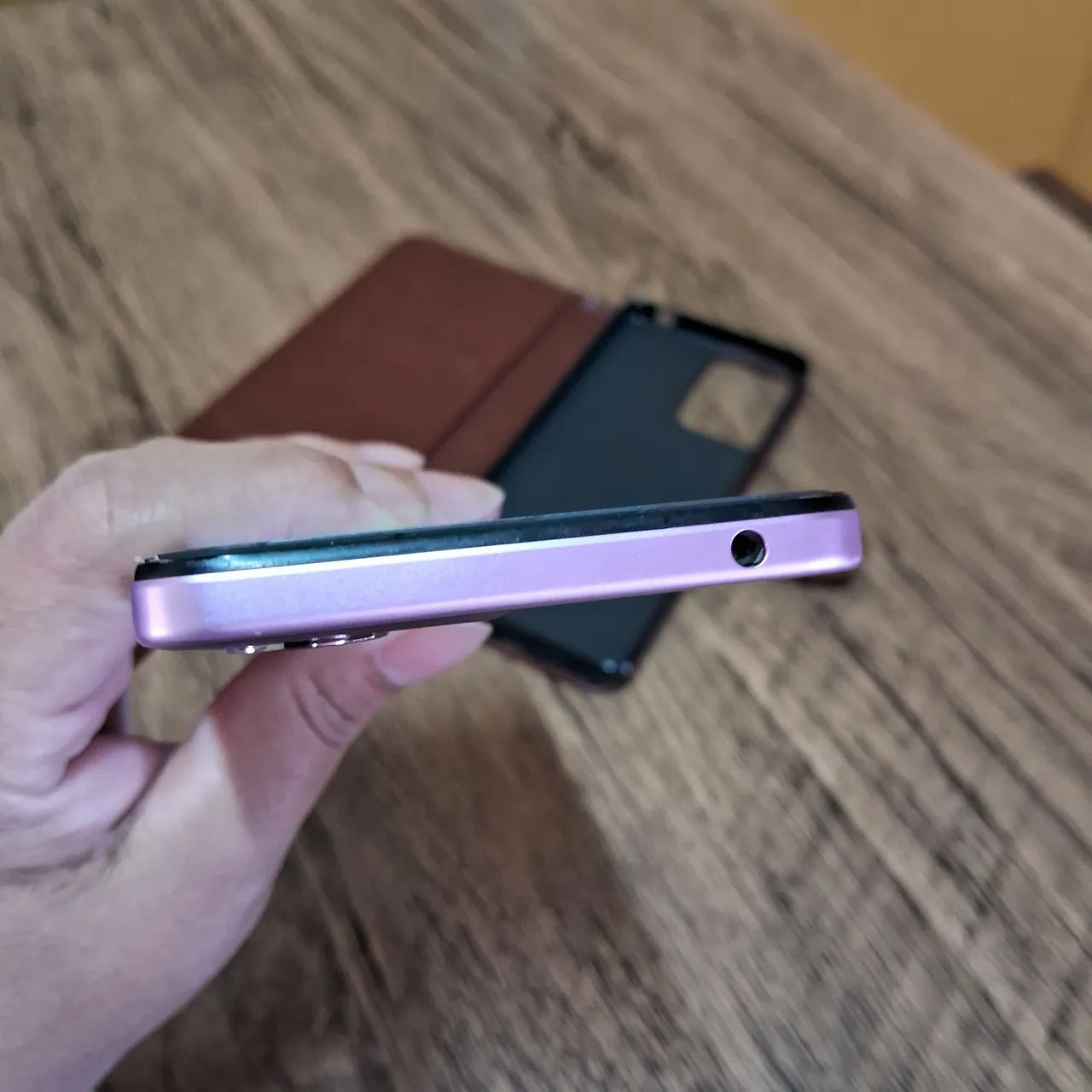Moto g24 + case + carregador (Excelente) - Foto 5
