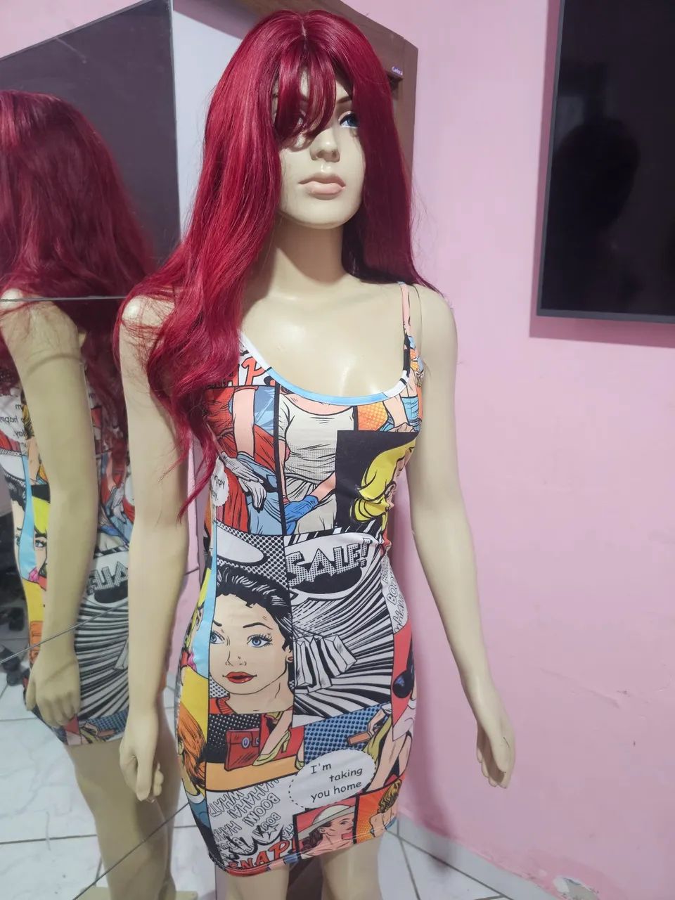 Vestido estampa quadrinhos
