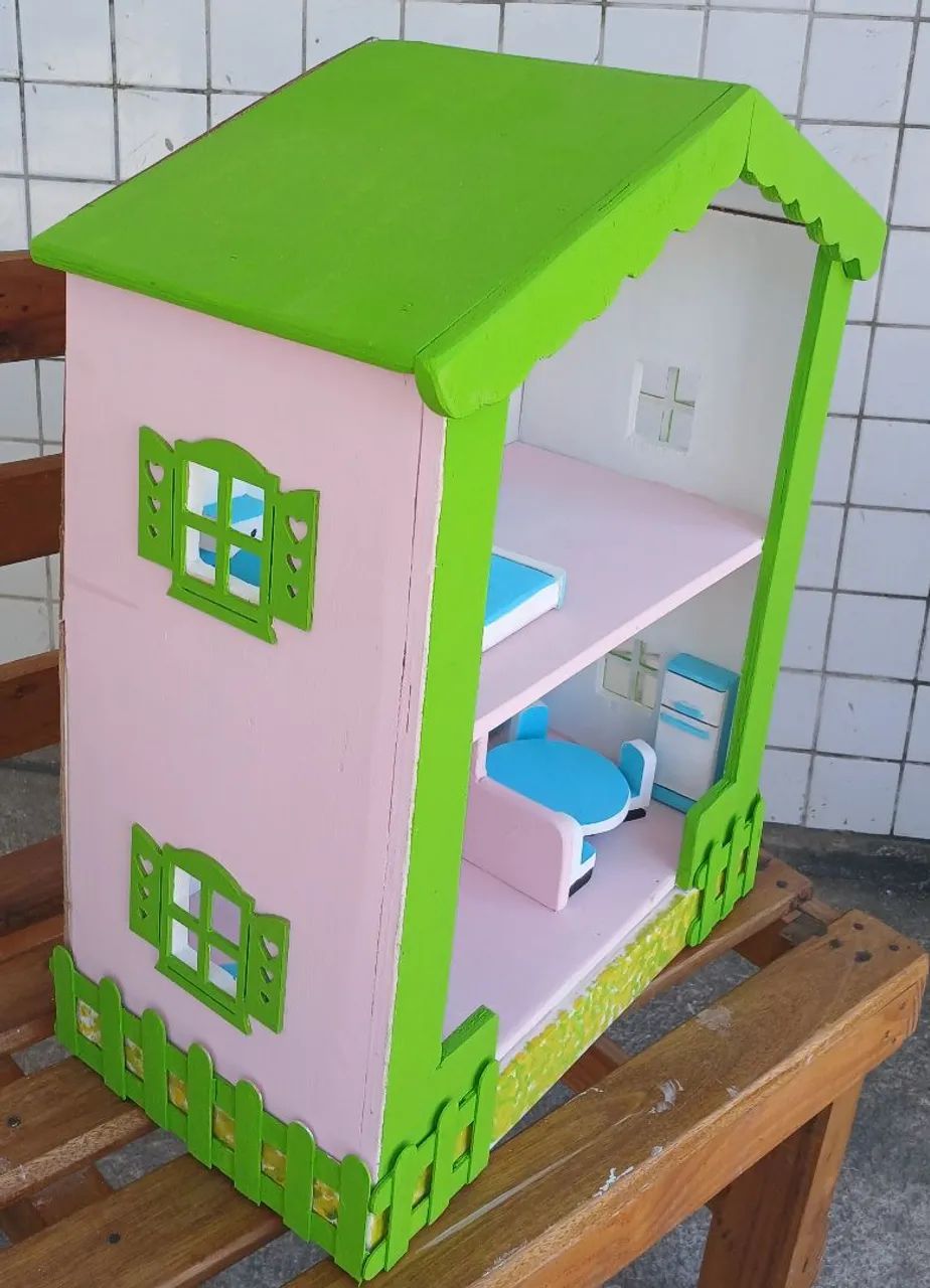 Casinha de madeira 
