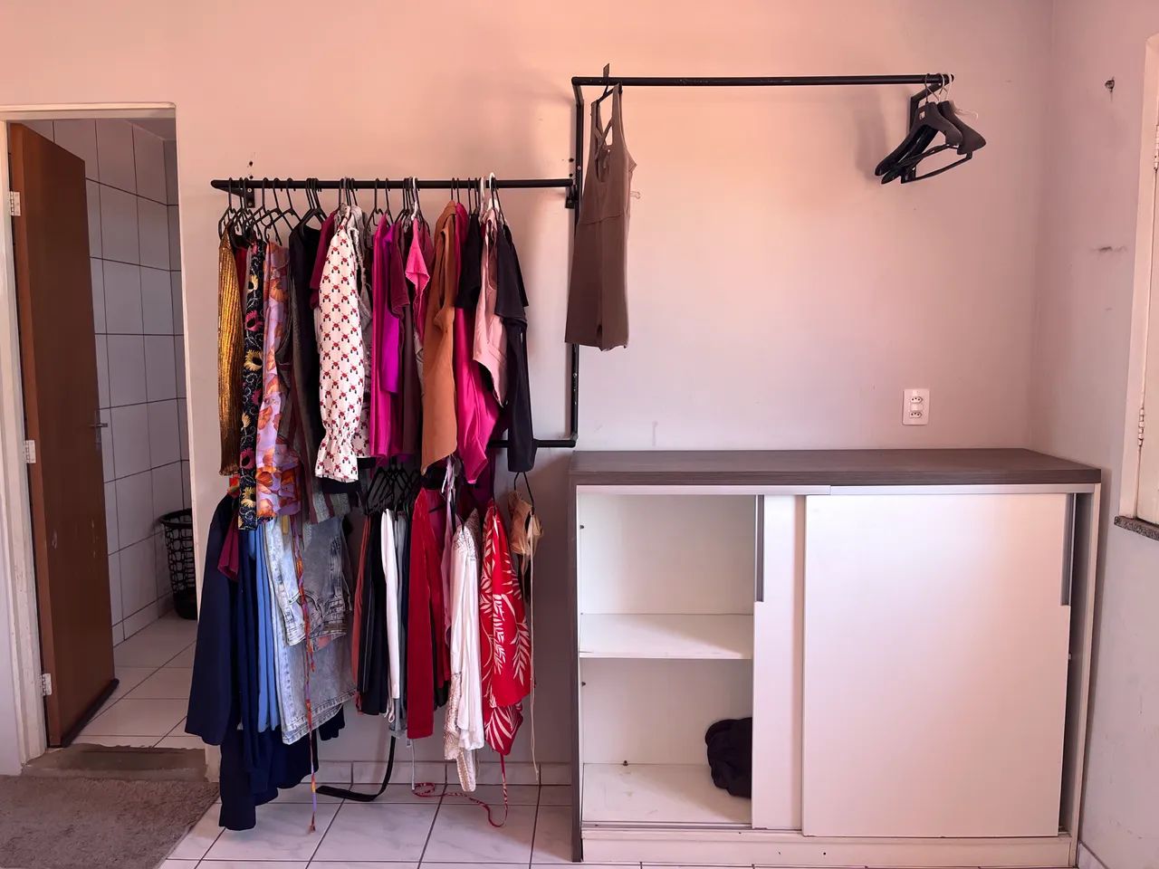 Kit Quarto : Araras + Armário  - Foto 5