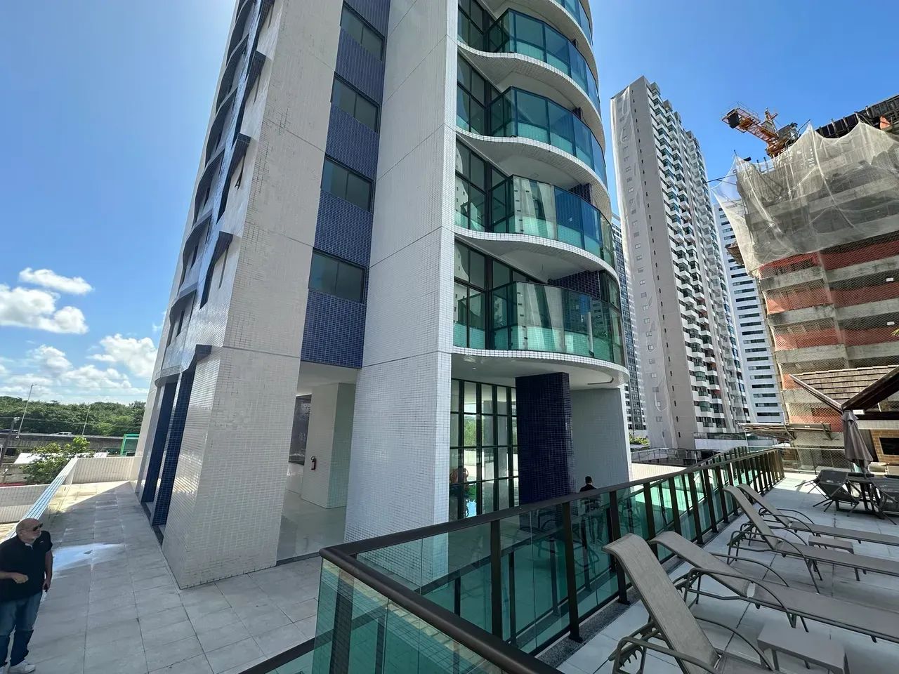 ALUGO APARTAMENTO EM BOA VIAGEM