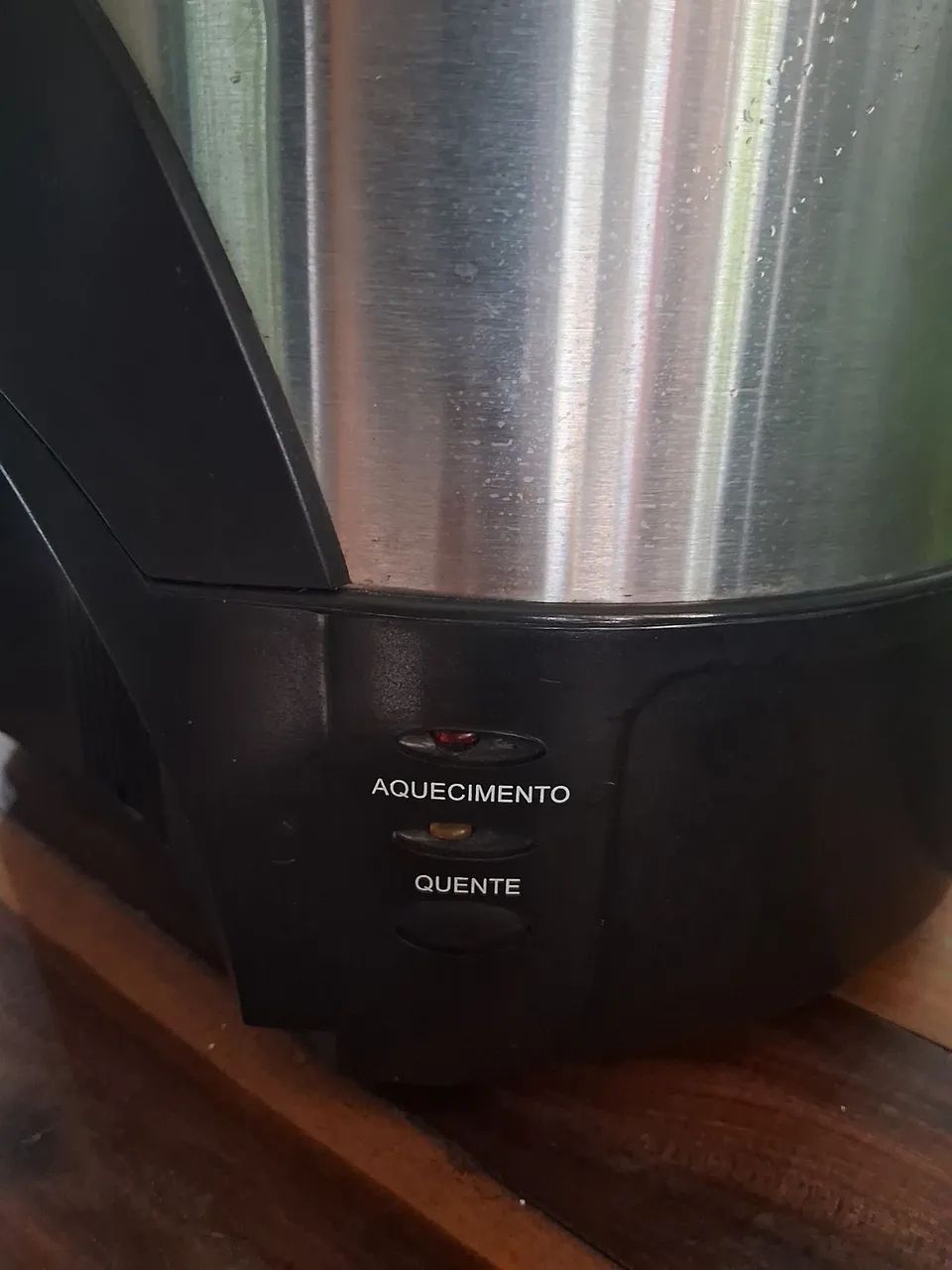 Cafeteira elétrica nova 