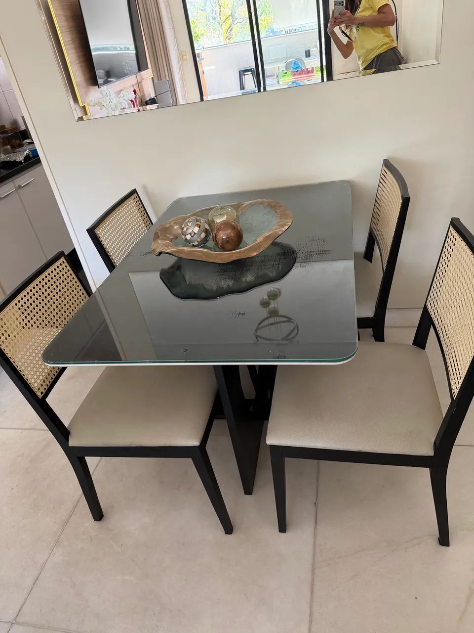 Mesa de jantar com cadeiras  - Foto 2