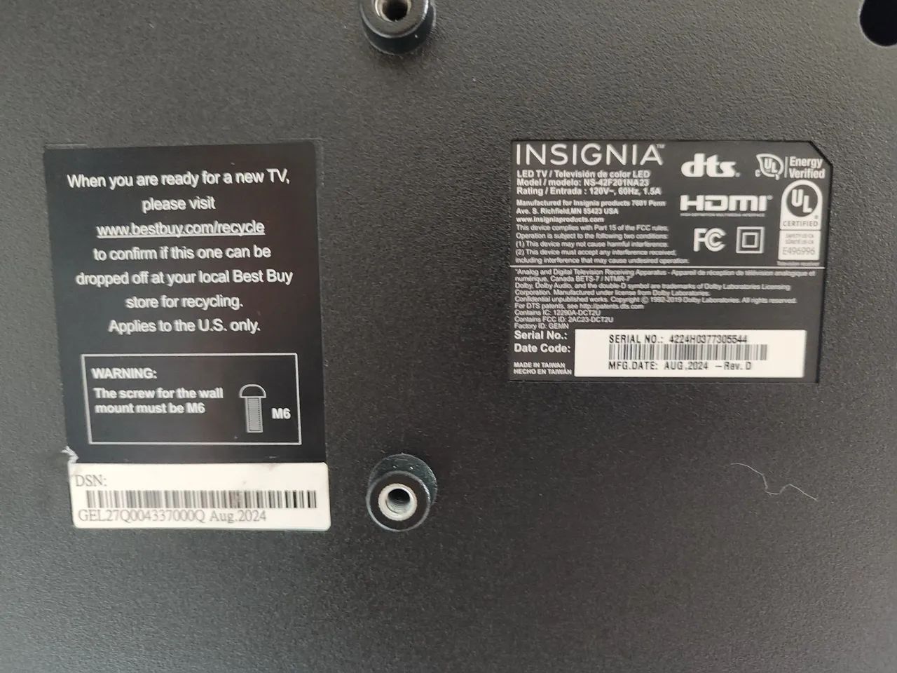 Televisor Insignia 42" SMART  - Foto 2