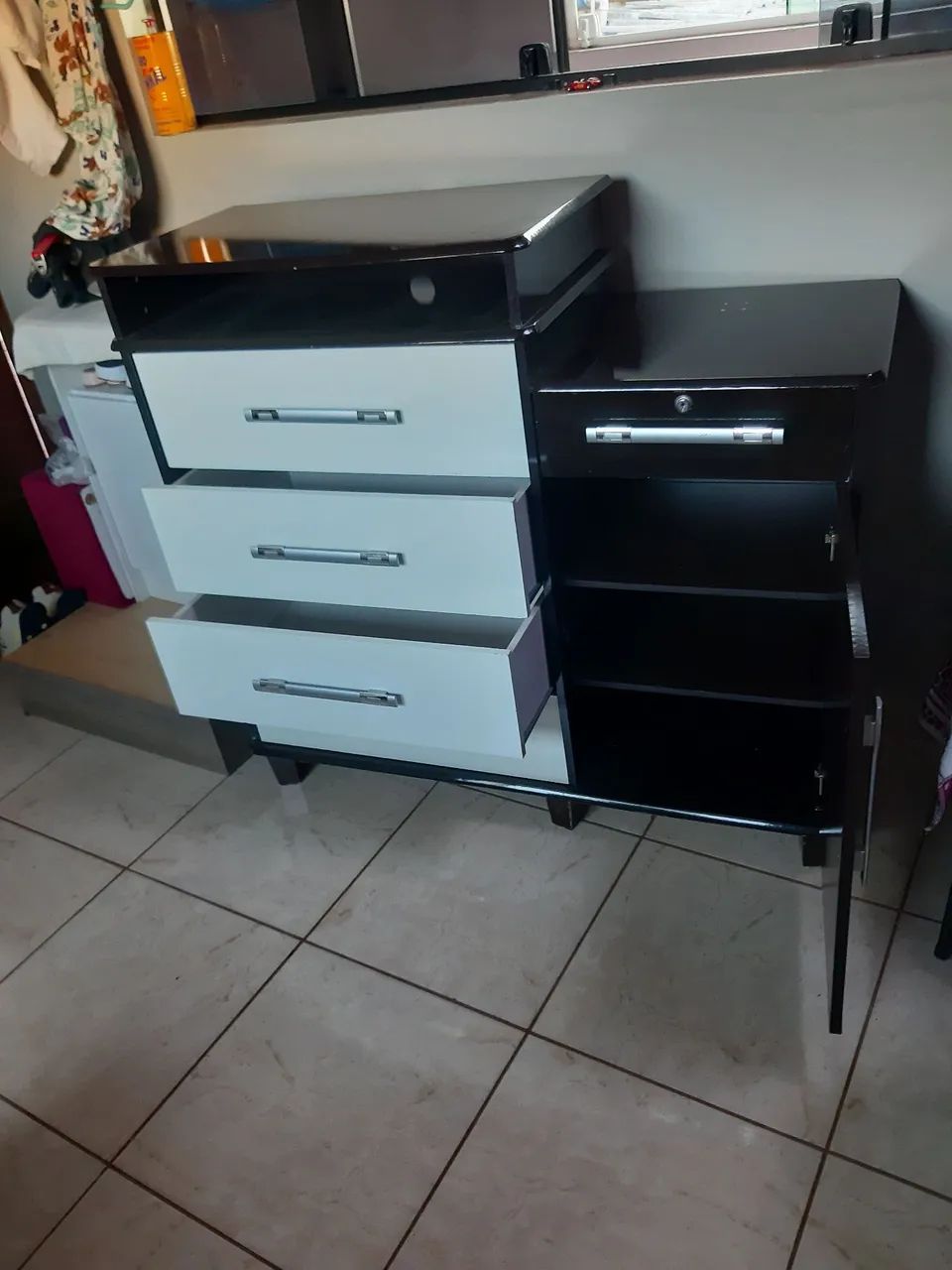 Comoda  - Foto 2