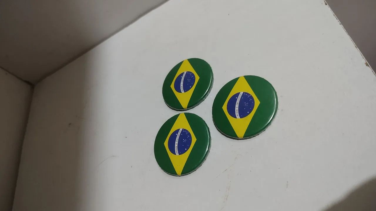 Bottons bandeira do Brasil 