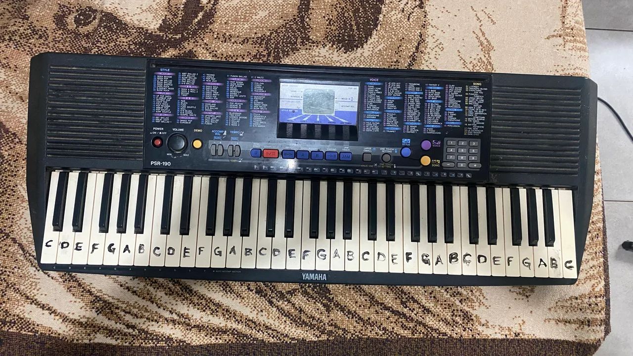 Teclado Yamada PSR-190