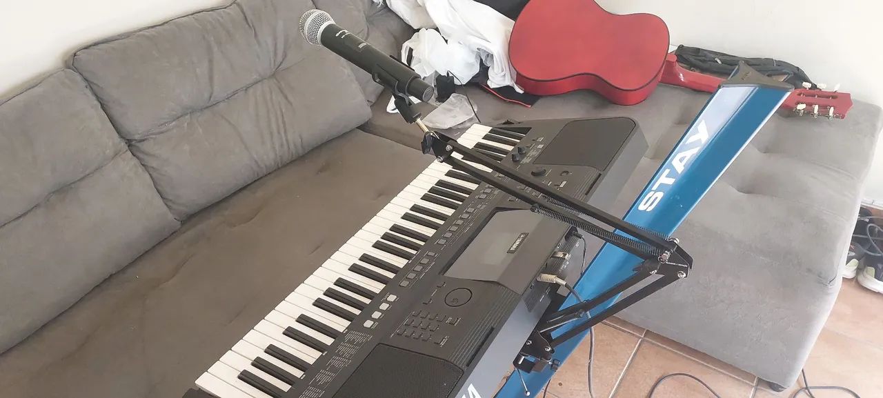 Teclado yamaha psr E463 