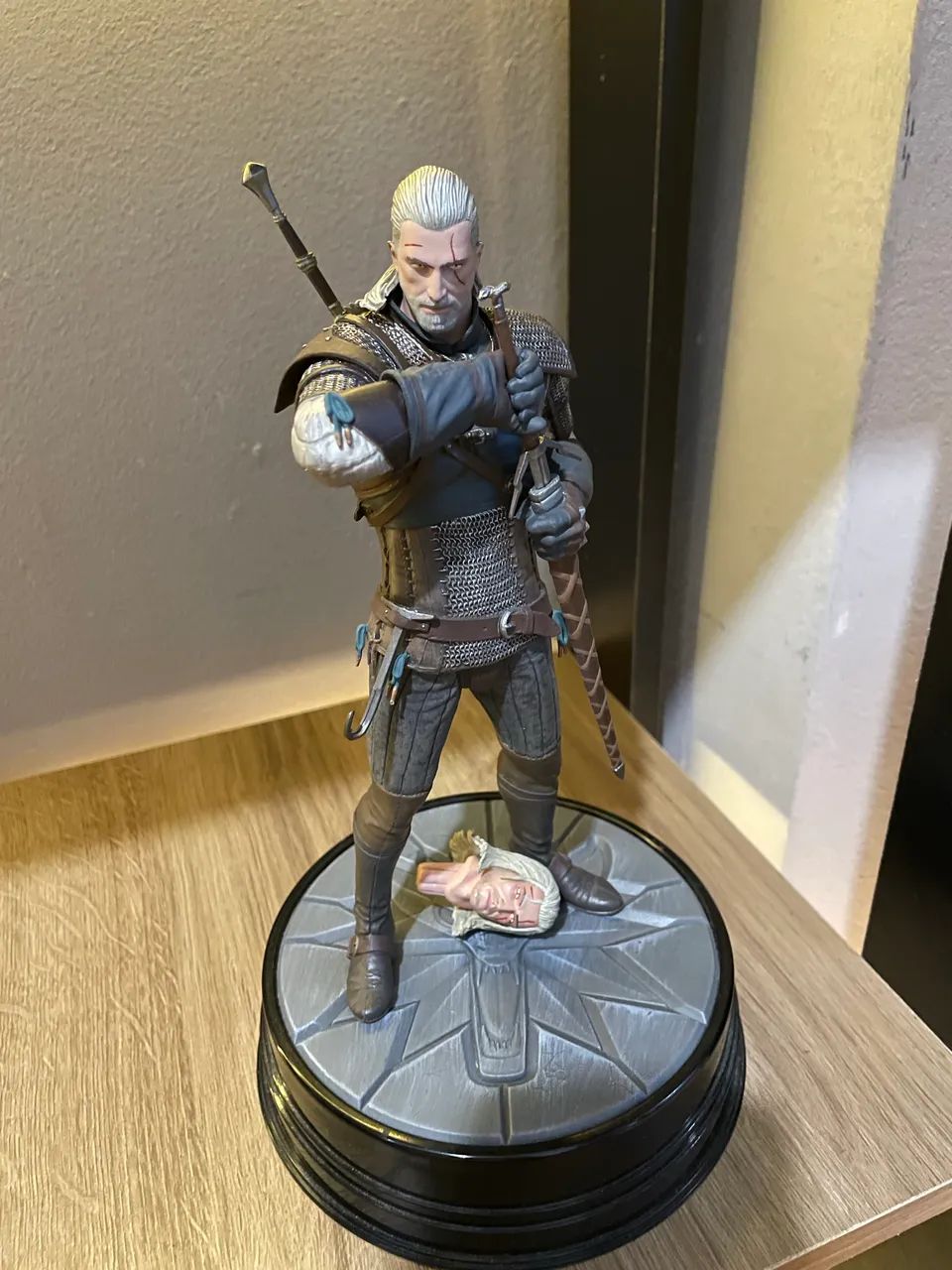 The Witcher 3 figure Geralt  - Foto 2