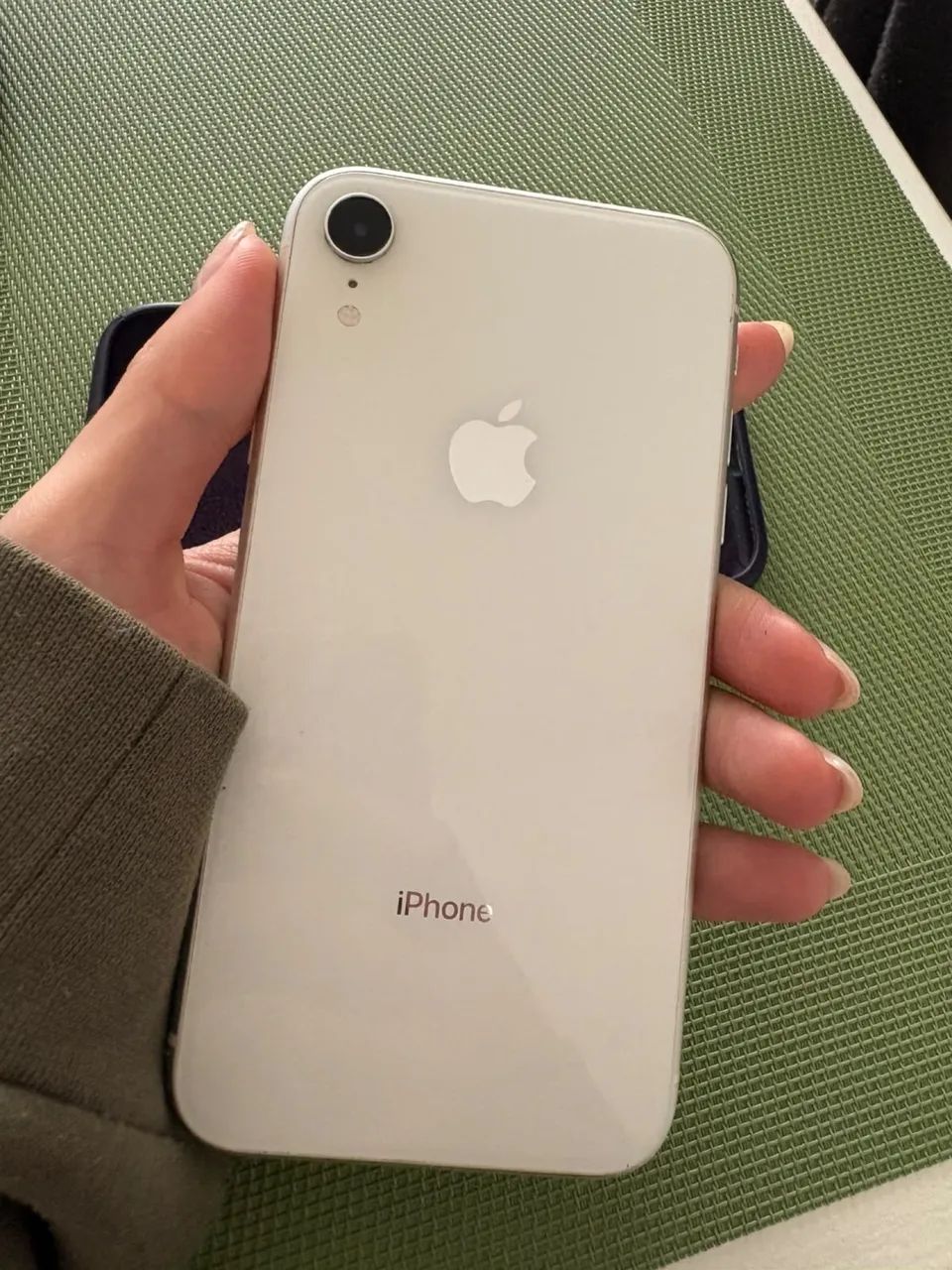 IPHONE XR BRANCO - 128GB