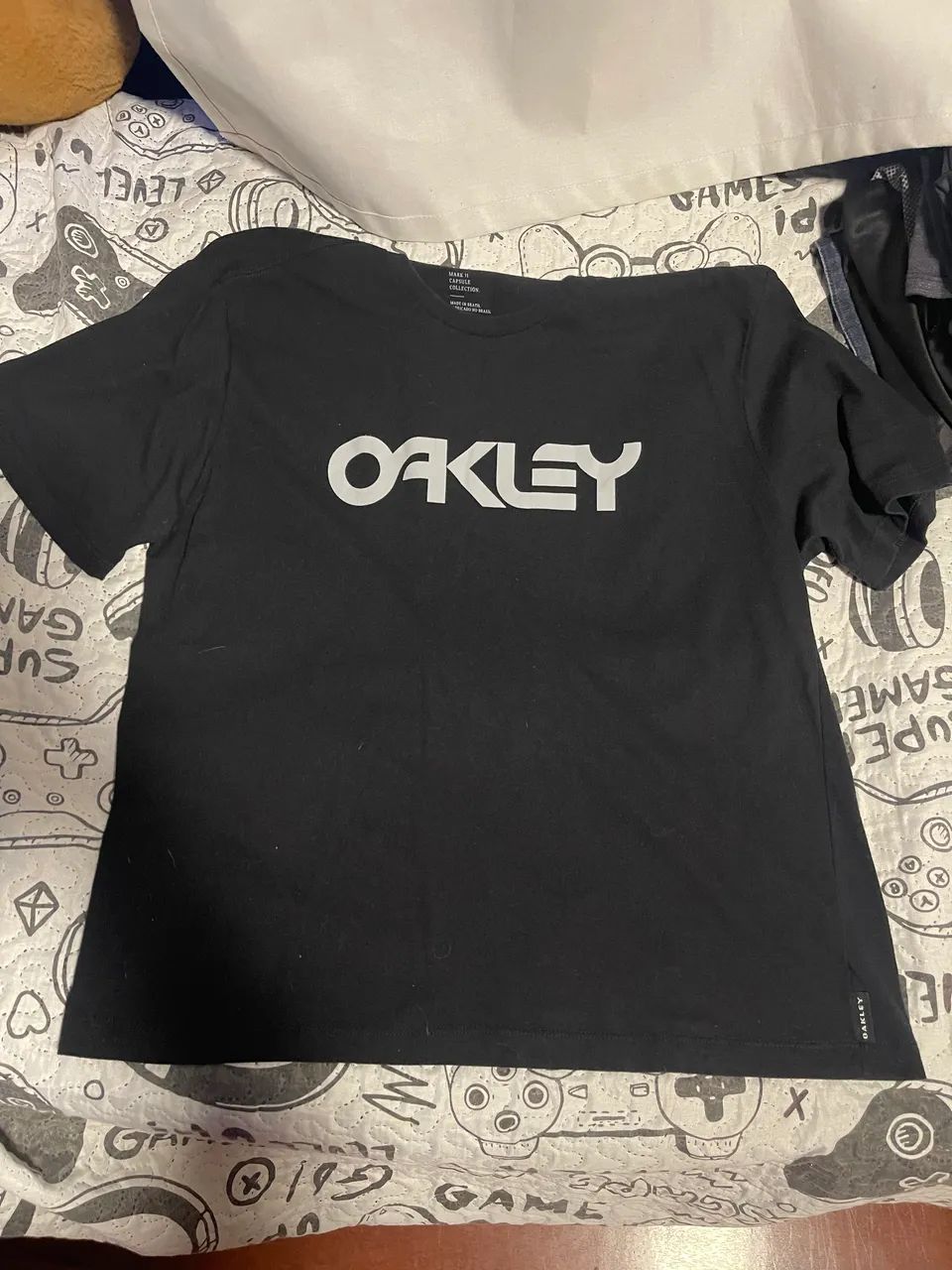 Roupas, P,M, mangas curtas, longas, shorts, moletom e bonés - Foto 3