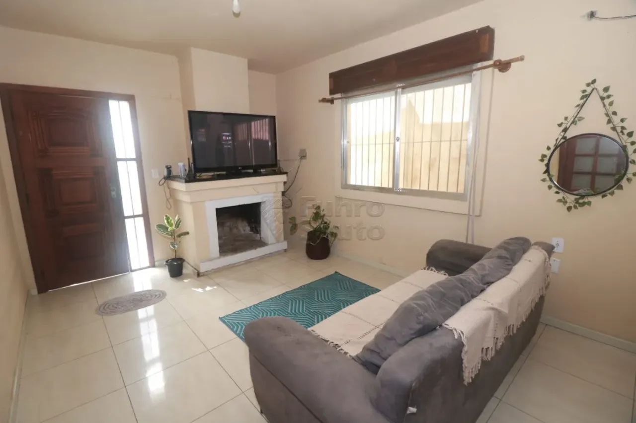 Casa com piscina no Fragata de 172m².
