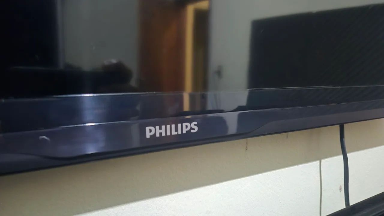 TV Philips 43' (Não é Smart) - Foto 2