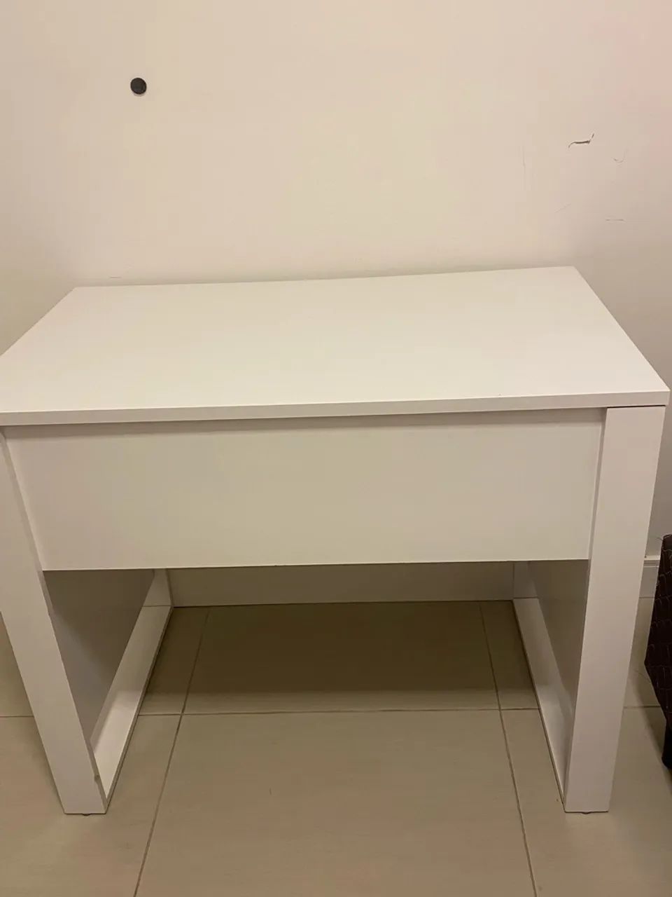  Escrivaninha branca - R$ 150,00 - Foto 5