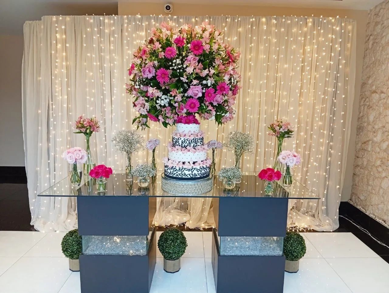Toalhas e mesas para festa - Foto 4