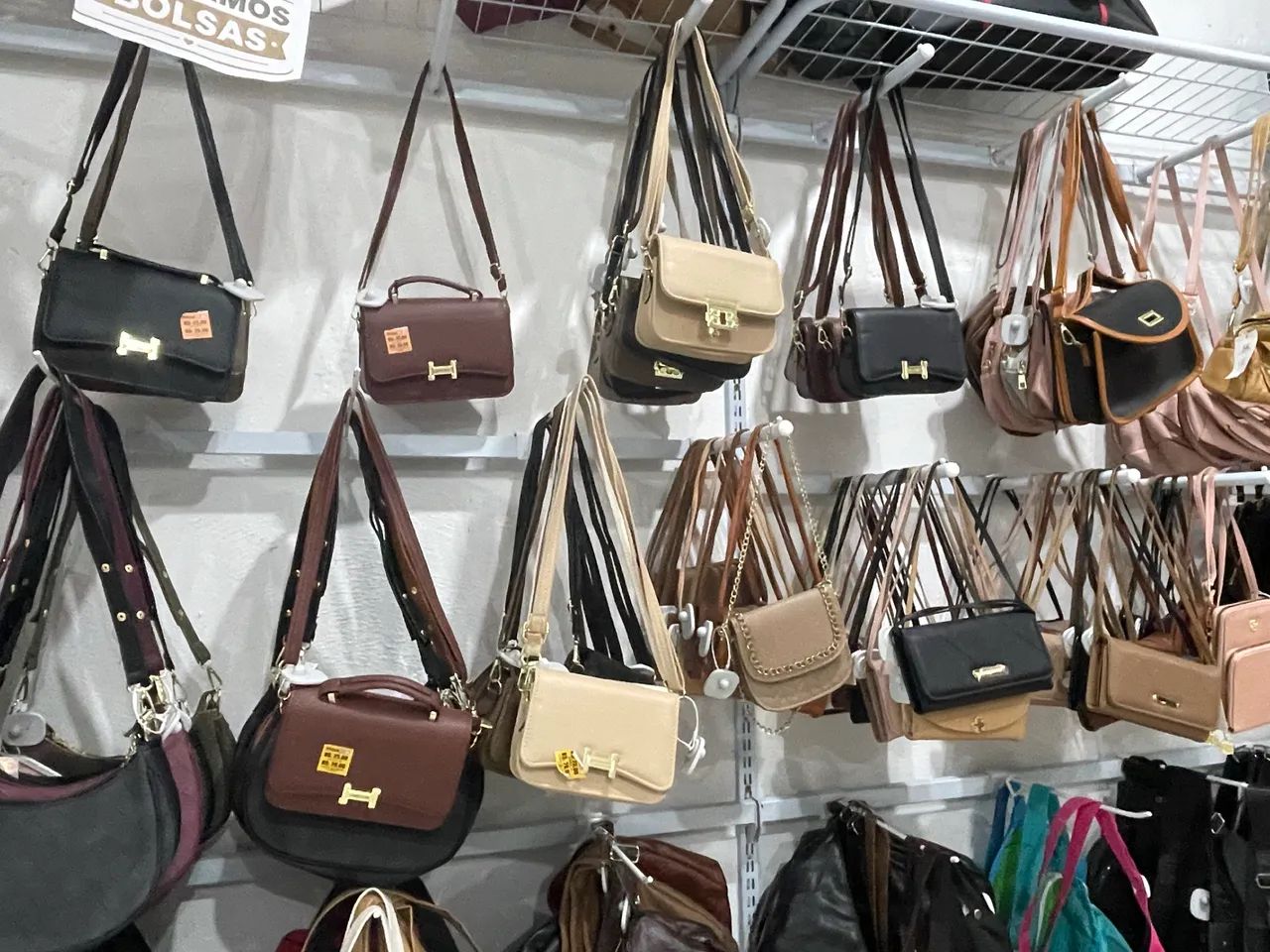 Bolsa feminina de ombro meia lua 