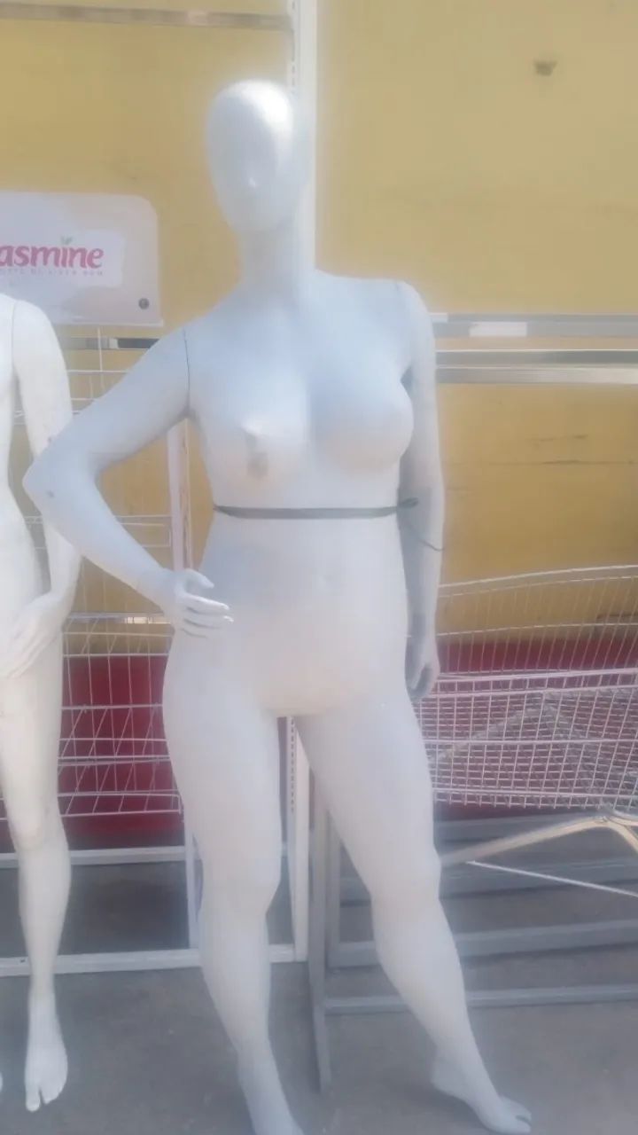 Manequins Plus e Diversos