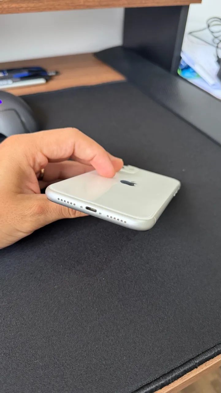 (Perfeito estado) IPHONE 11 128GB branco  - Foto 4