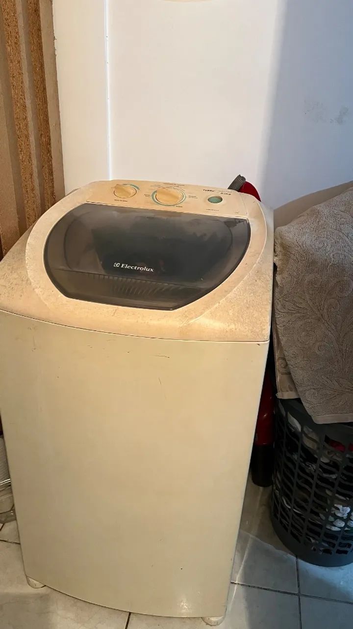 Máquina de lavar Electrolux 