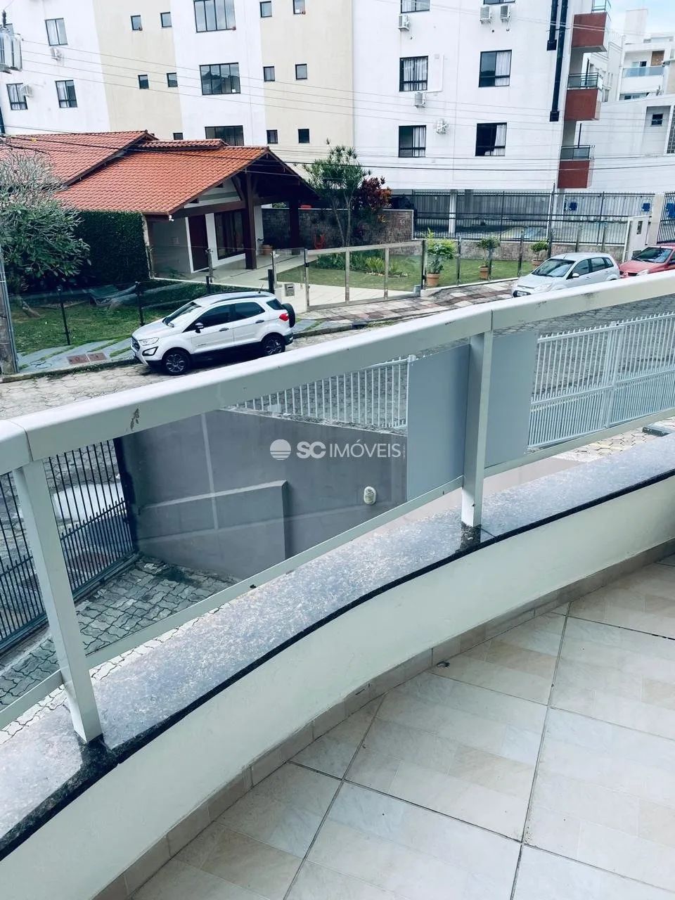 Apartamento 2 dormitórios sendo 1 suíte - Foto 2