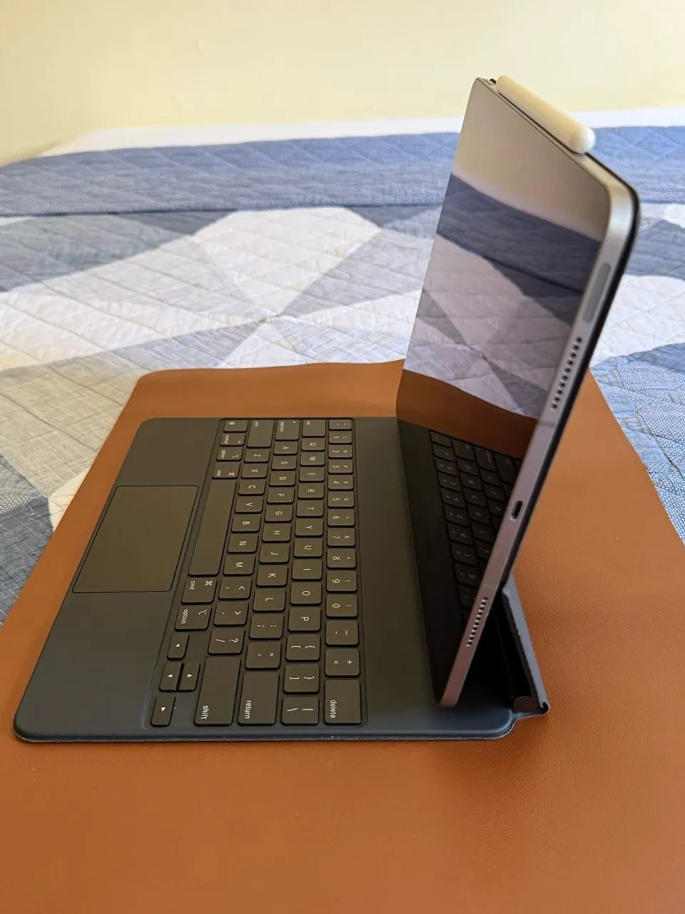 IPAD PRO 12.9? + MAGIC KEYBOARD + APPEL PENCIL - Foto 2