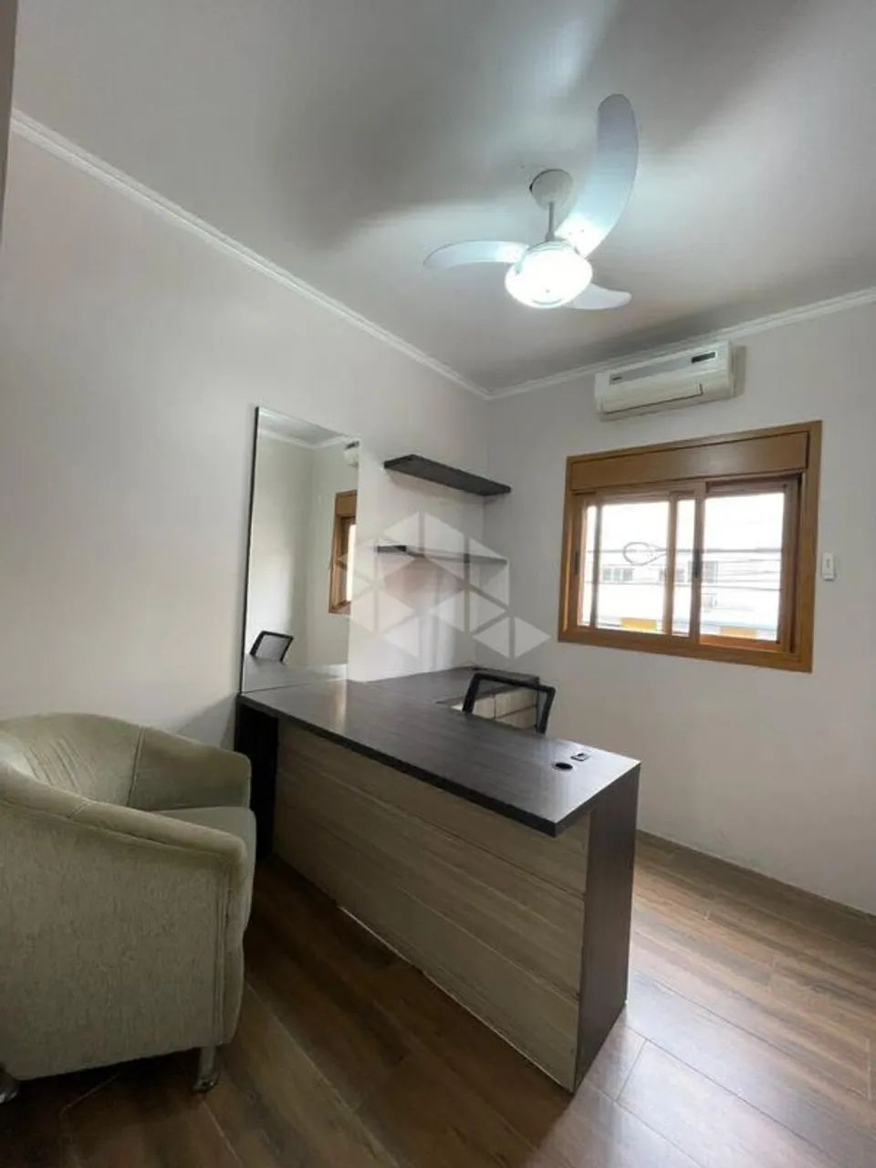 Sala 7.5M² - para Alugar